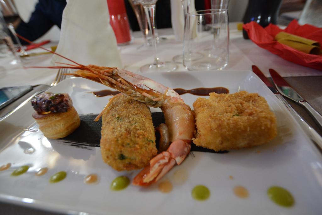 Abas Ristorante Pizzeria Affittacamere Ales Екстер'єр фото